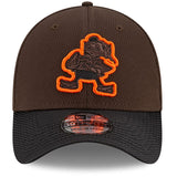 Cleveland Browns New Era Brown/Black 2021 NFL Sideline Road 39Thirty Flex Hat